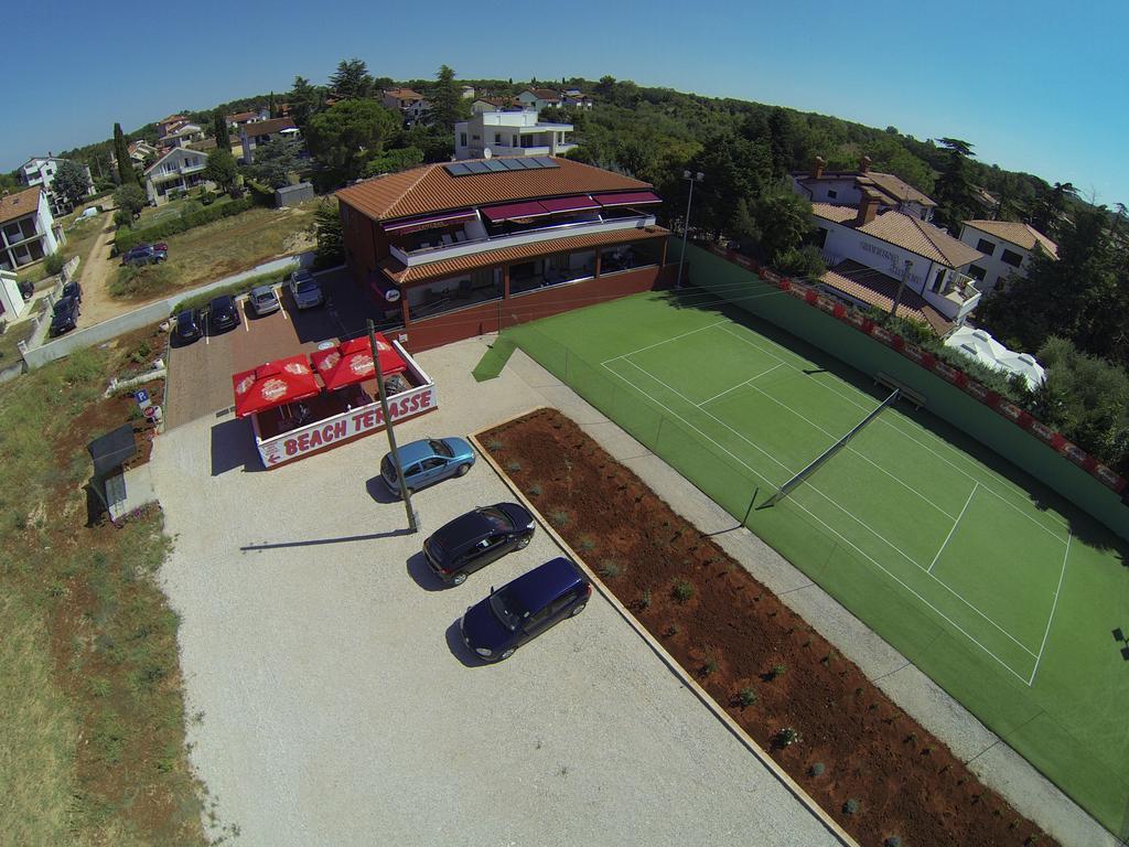 Lovrečica Villa Egida Capris מראה חיצוני תמונה