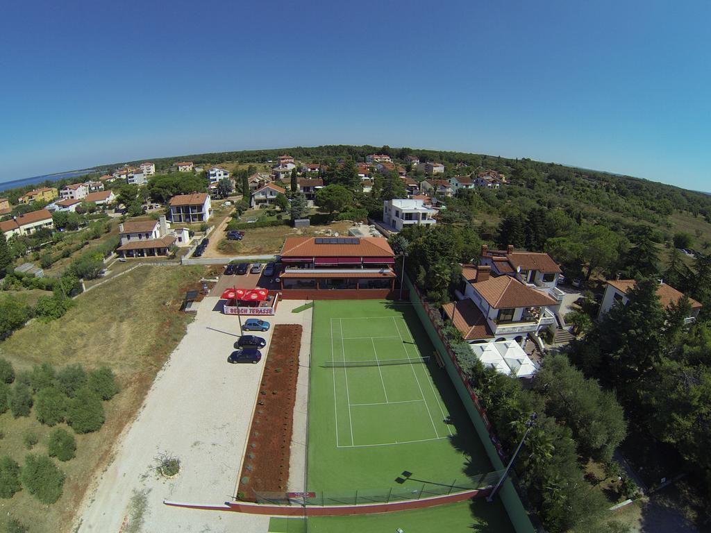 Lovrečica Villa Egida Capris מראה חיצוני תמונה